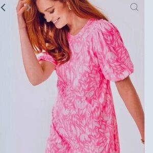 Lilly Pulitzer Vibrant Pink & White Dress